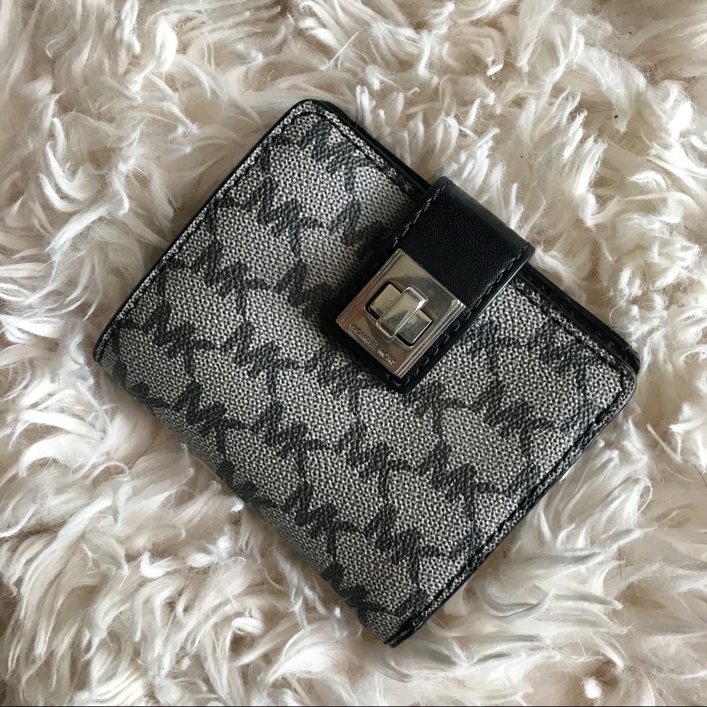 Michael Kors Signature Logo Bifold Wallet